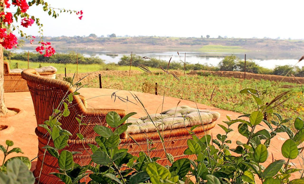 Bhadrawati - A Riverside Safari Lodge Ranthambore Екстер'єр фото
