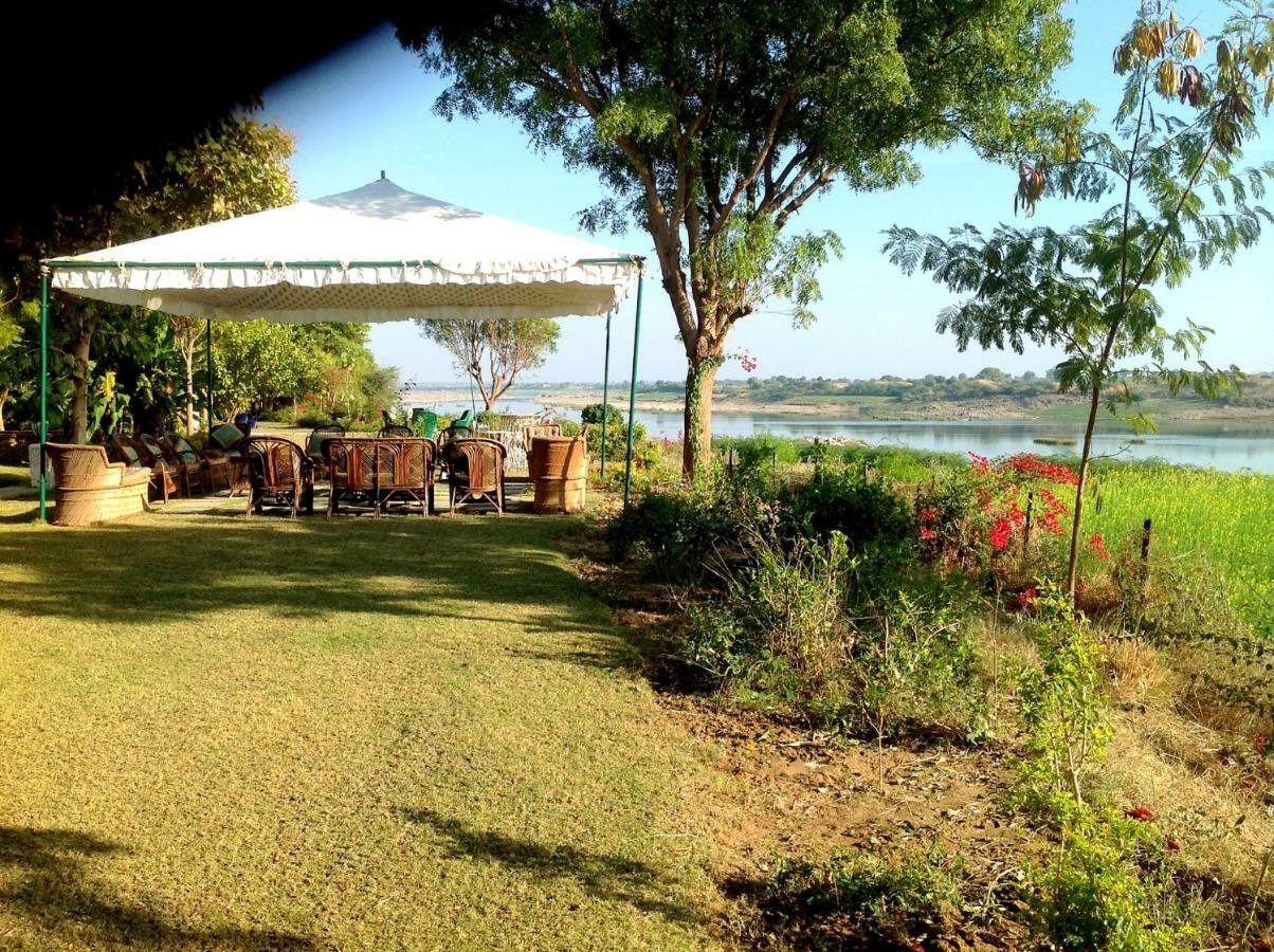 Bhadrawati - A Riverside Safari Lodge Ranthambore Екстер'єр фото